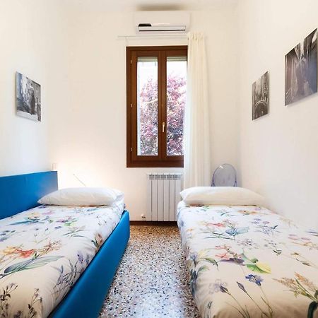 Just Urban Stays - Castello 5067 Boutique Apartment Venedik Dış mekan fotoğraf