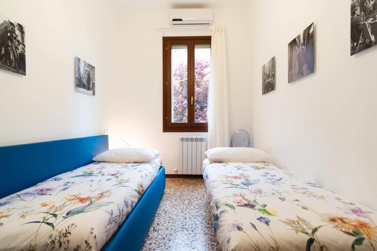 Just Urban Stays - Castello 5067 Boutique Apartment Venedik Dış mekan fotoğraf